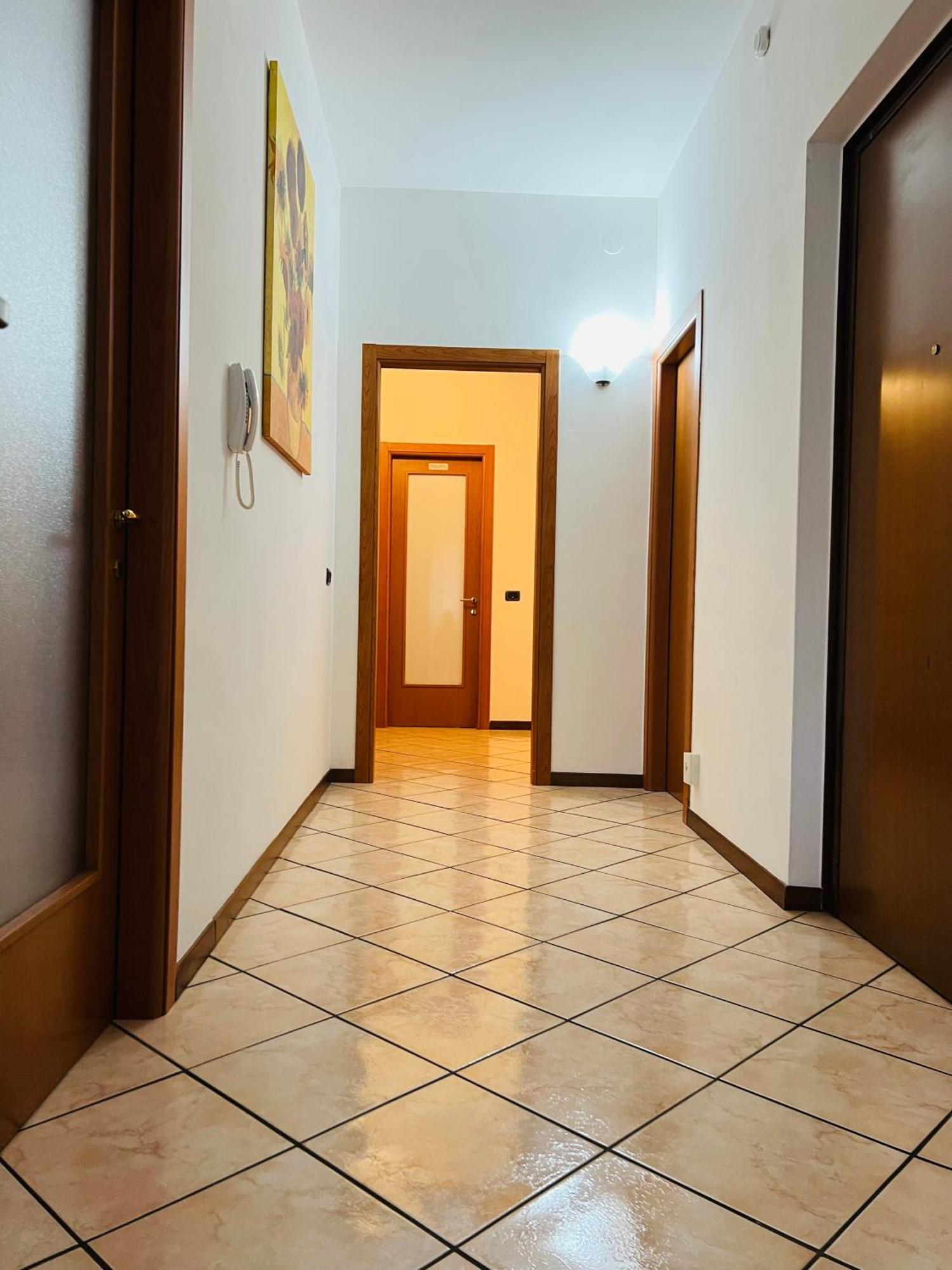 Casa Vacanza Elena 2 Verona Exterior foto